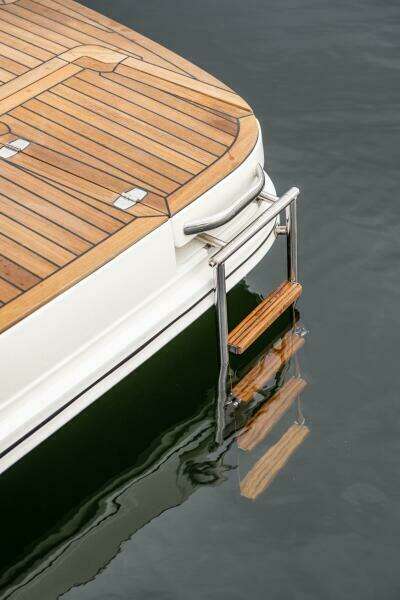 2025 Marex 330 Scandinavia