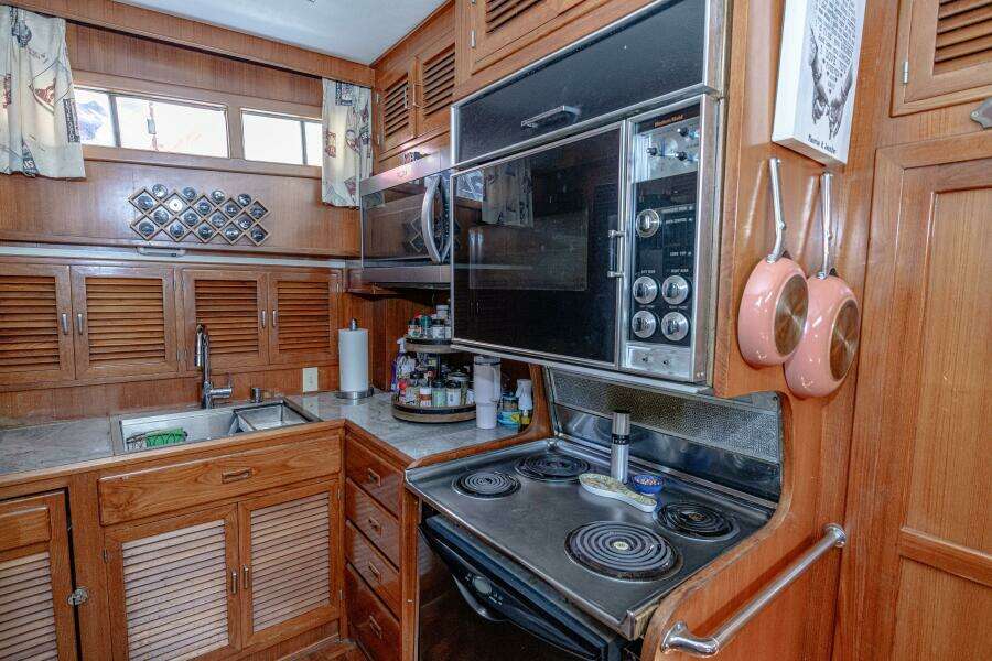 1987 Jefferson Marquessa