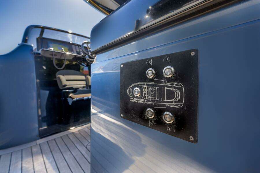 2021 Solaris 48 Open