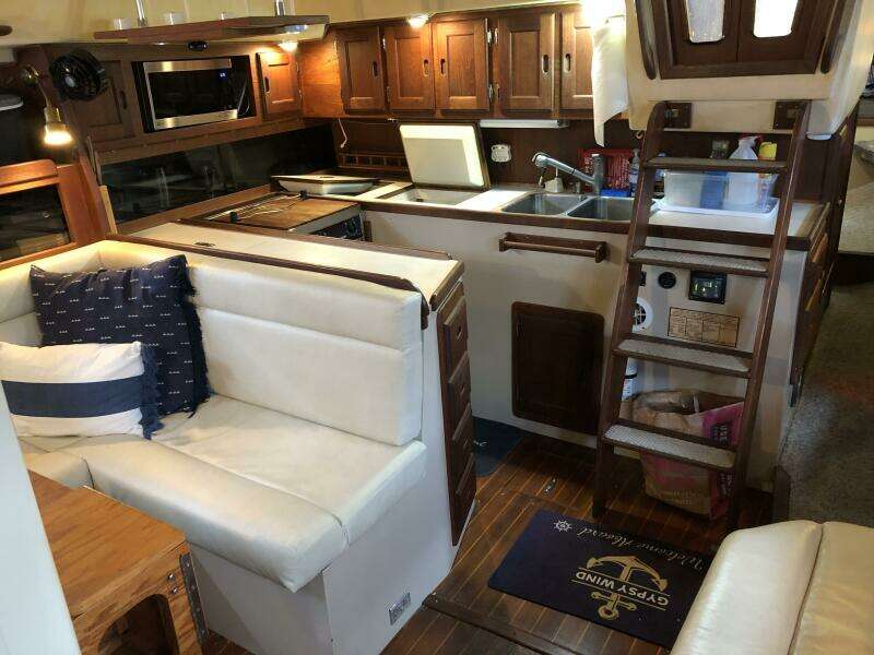 1988 Catalina Morgan Classic 41