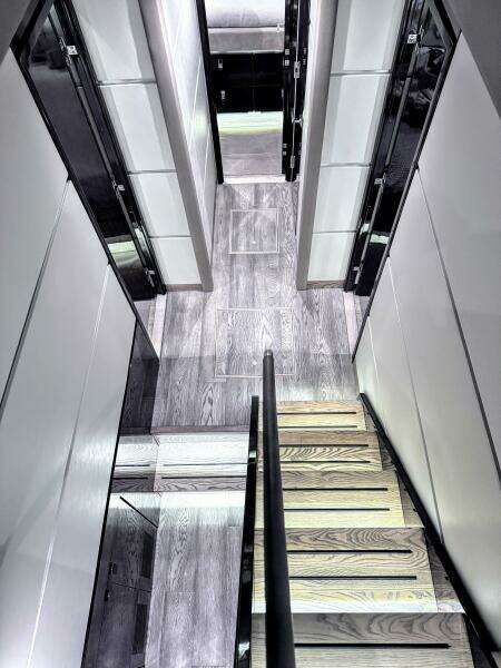 2018 Sea Ray L650 Fly