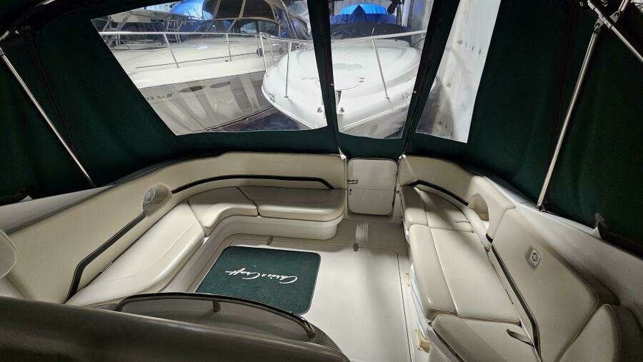 1998 Chris-Craft 320 Express Cruiser