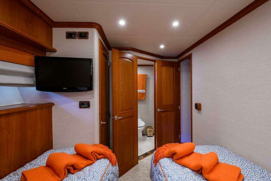 2009 Pacific Mariner 