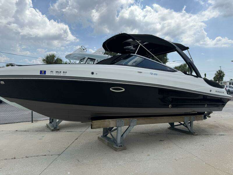 2017 Rinker QX 29