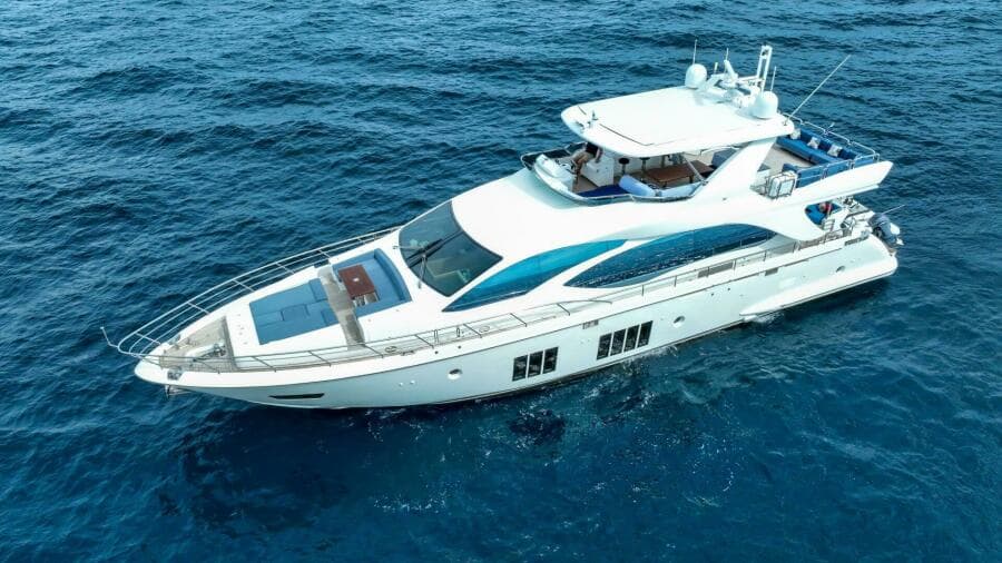 2017 Azimut Flybridge