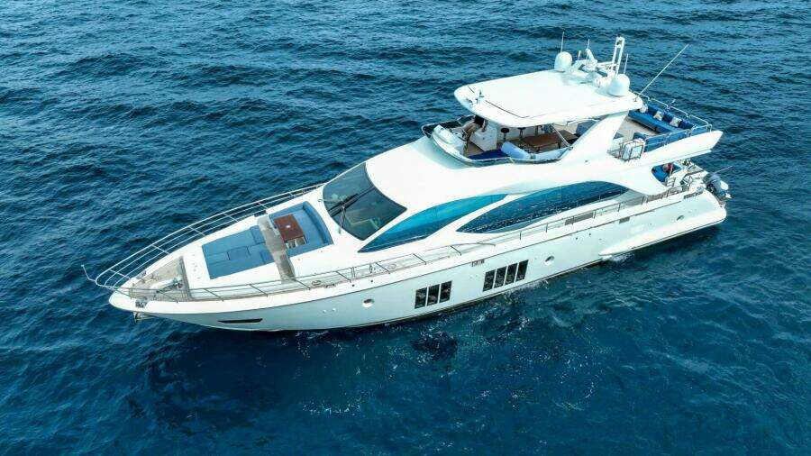 2017 Azimut Flybridge