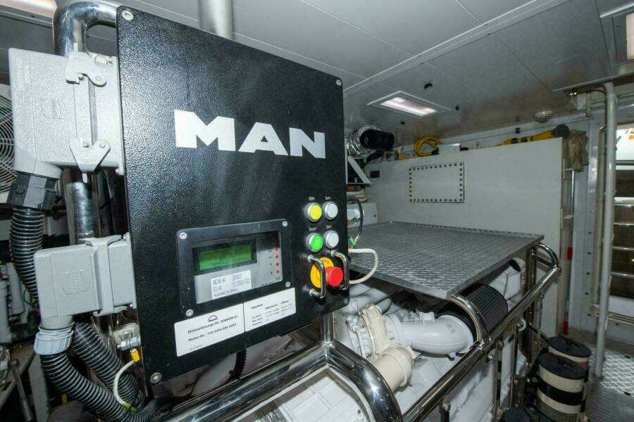 2017 Azimut Flybridge