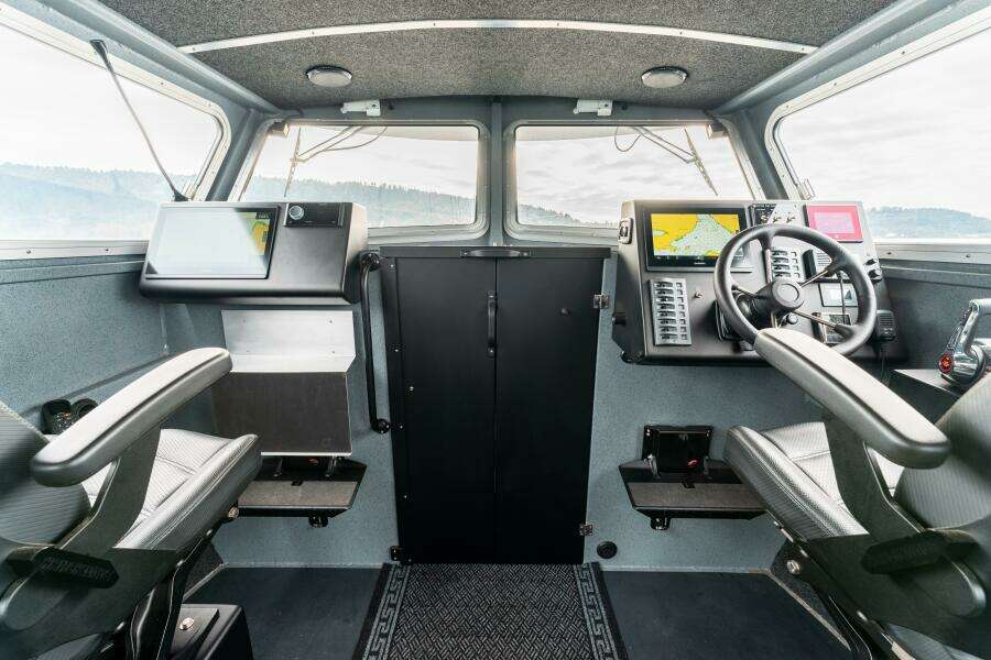 2023 Liquid Metal Maquinna Crew