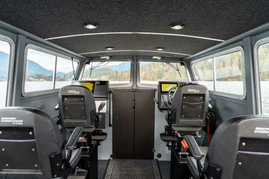 2023 Liquid Metal Maquinna Crew