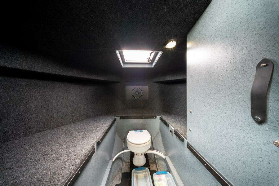 2023 Liquid Metal Maquinna Crew