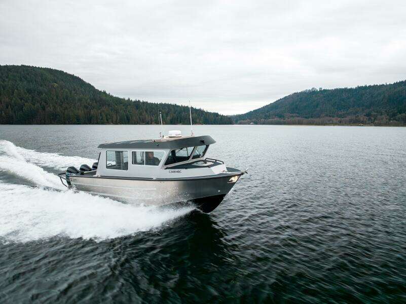 2023 Liquid Metal Maquinna Crew