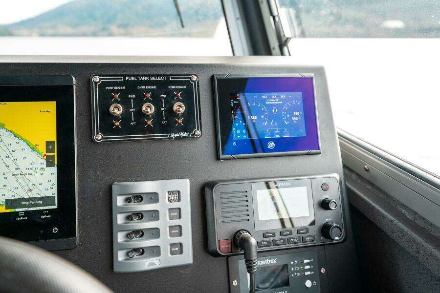 2023 Liquid Metal Maquinna Crew