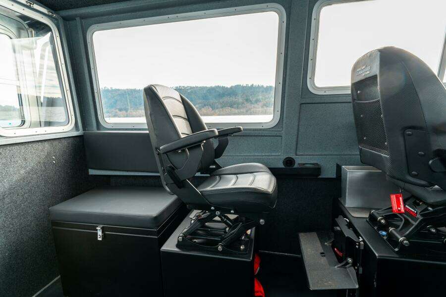 2023 Liquid Metal Maquinna Crew