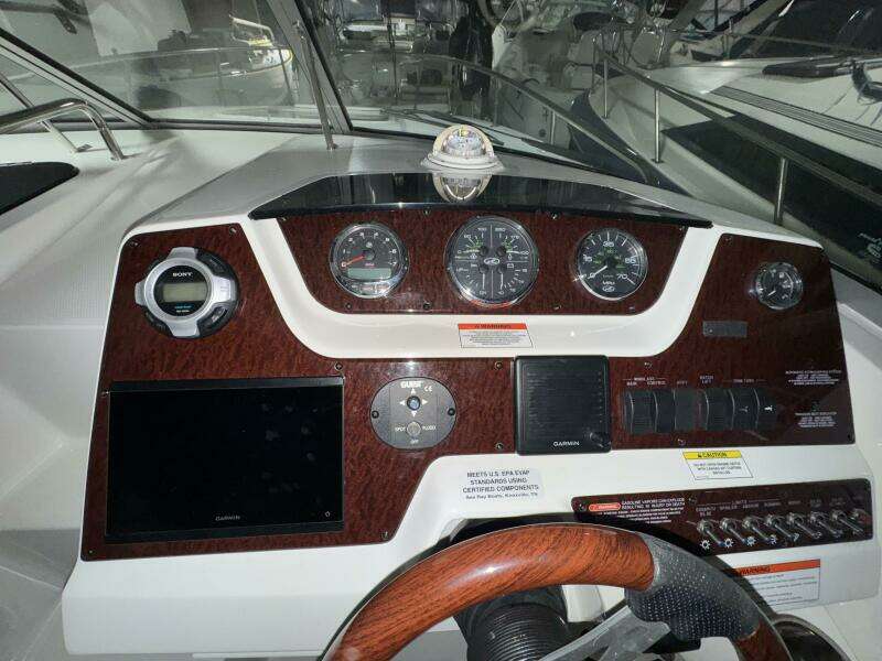 2010 Sea Ray 280 Sundancer