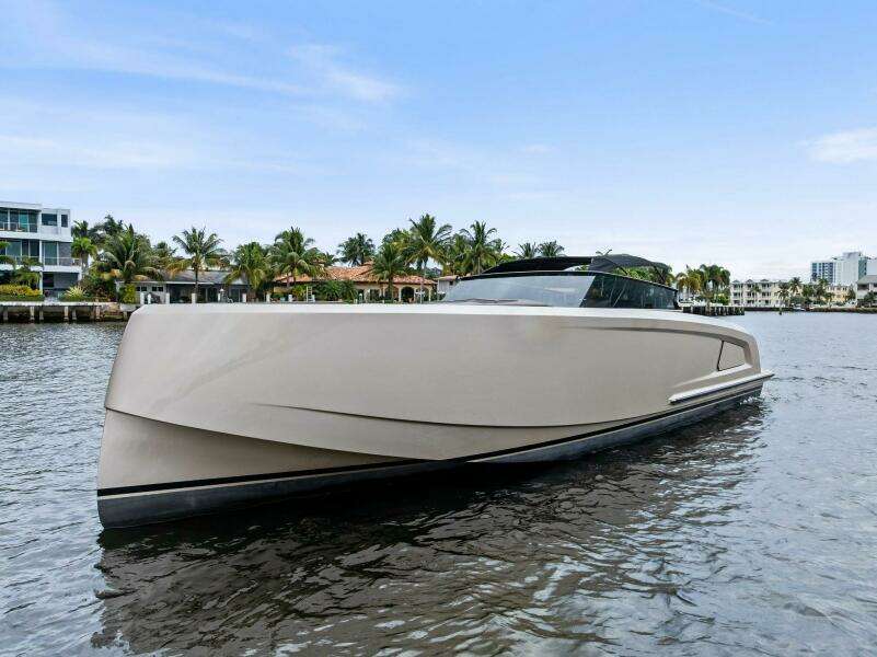 2022 Vanquish Yachts VQ45