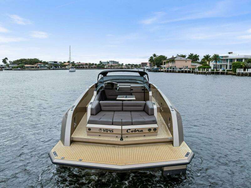 2022 Vanquish Yachts VQ45