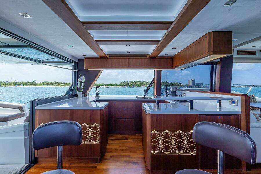 2019 Galeon 640 Fly