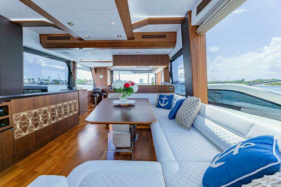 2019 Galeon 640 Fly