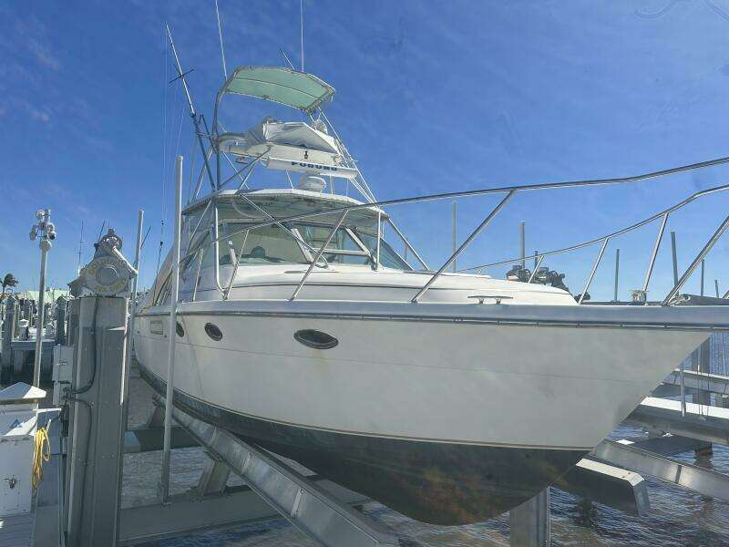 1995 Tiara Sport 3100 Open