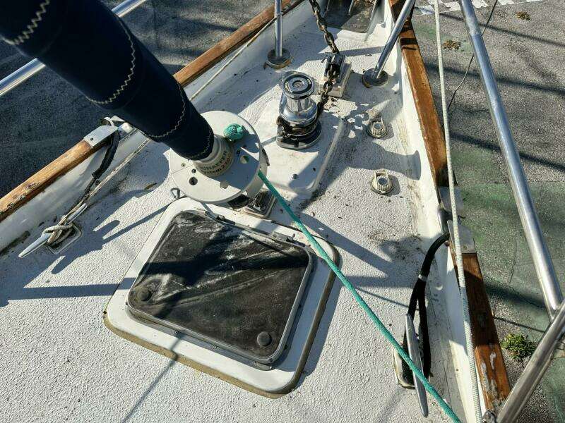 1986 Slocum Pilothouse 43