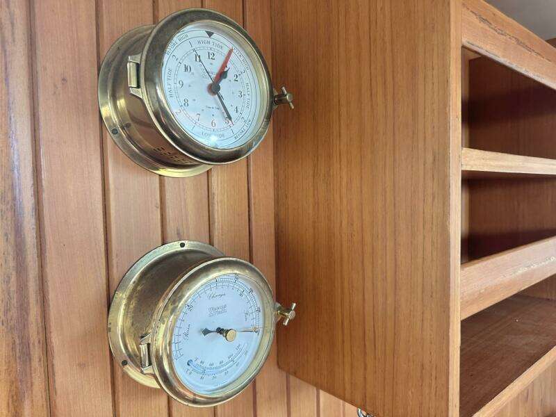 1986 Slocum Pilothouse 43