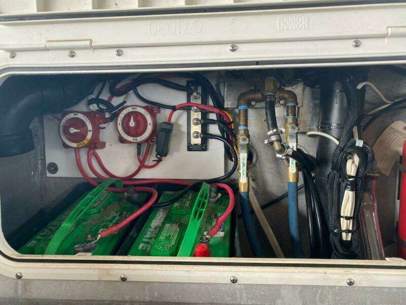 2001 Zodiac Milpro 920