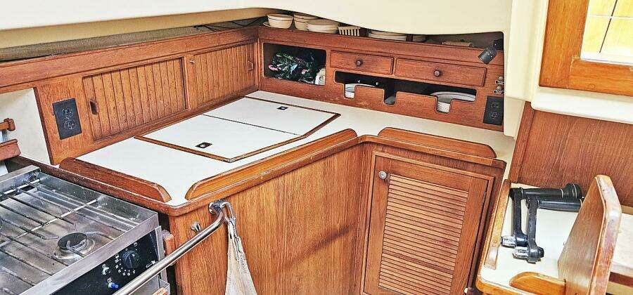 1997 Island Packet 40