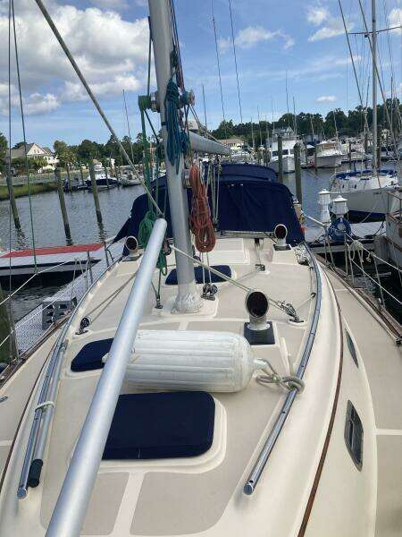 1999 Island Packet 350