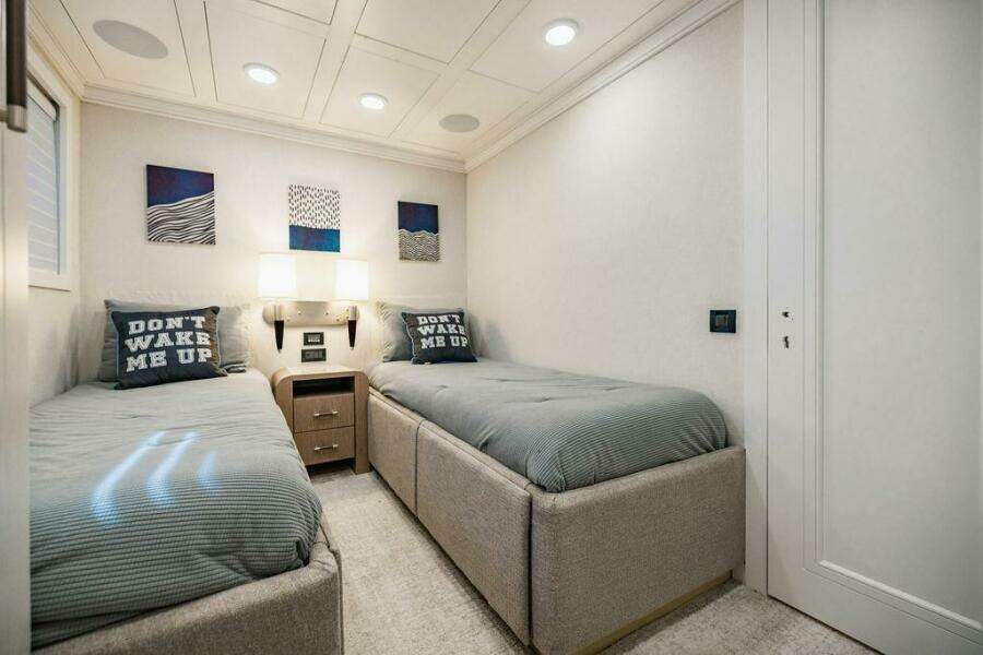 2011 Mengi Yay 115 MY