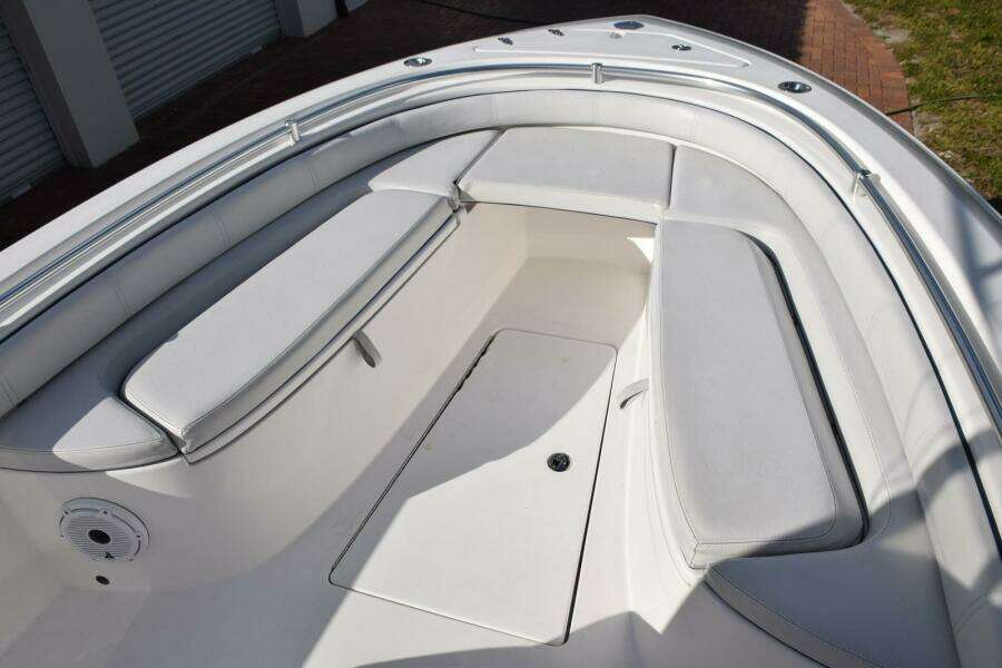 Forward Seating with Inset Safety Rail  