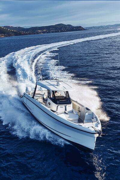 2025 Wellcraft 38 T-Top