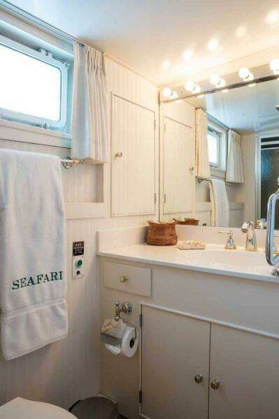 1975 Burger Raised Pilothouse CPMY