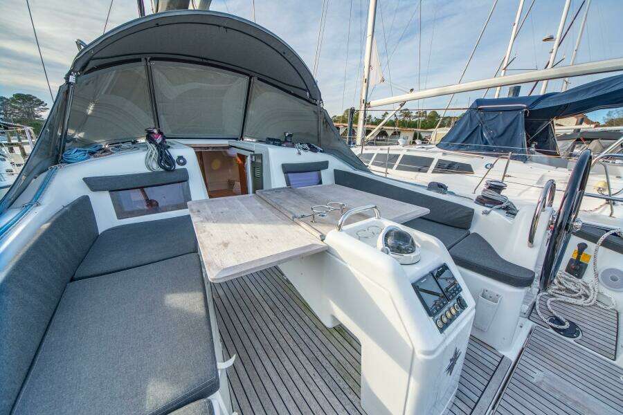 2023 Jeanneau Sun Odyssey 410
