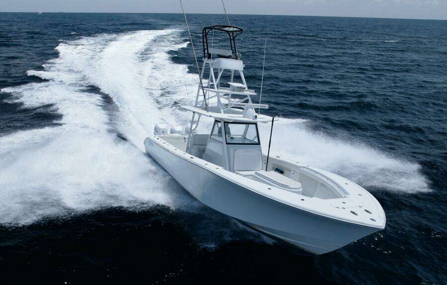 2017 Yellowfin 39' Center Console