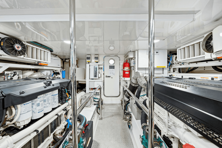 2018 Ocean Alexander 70E