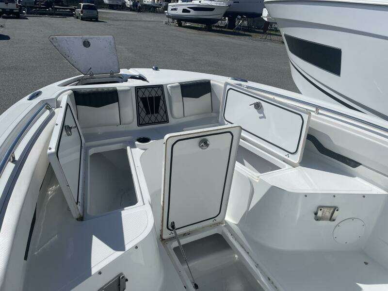 2022 Wellcraft 222 Fisherman