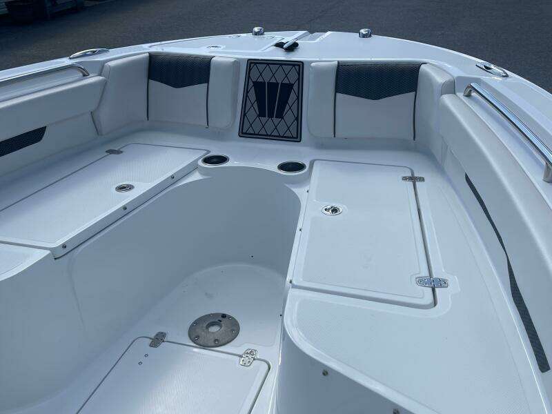 2022 Wellcraft 222 Fisherman