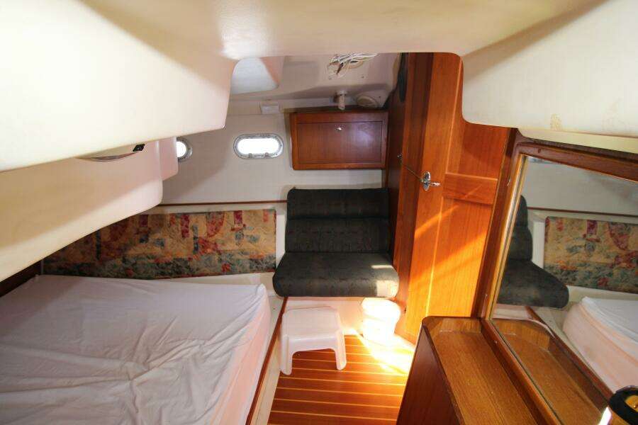 2002 Hunter 410
