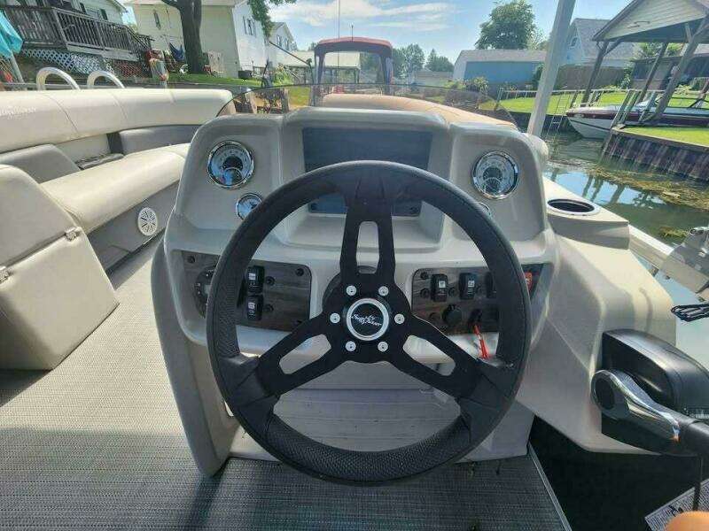 2023 SunChaser Vista 16