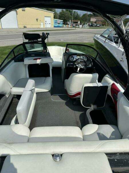 2007 Malibu 21 V RIde