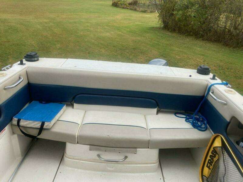 1996 Bayliner 2252