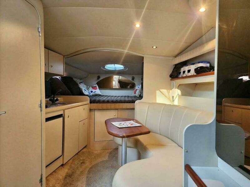 2001 Cruisers 3075 Express