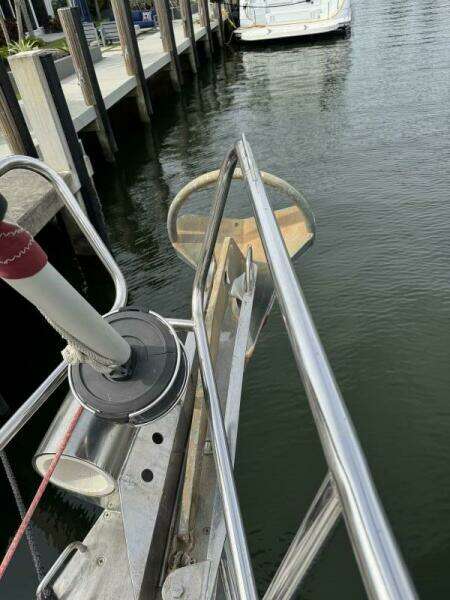 1994 Sundeer 64 PILOTHOUSE CUTTER