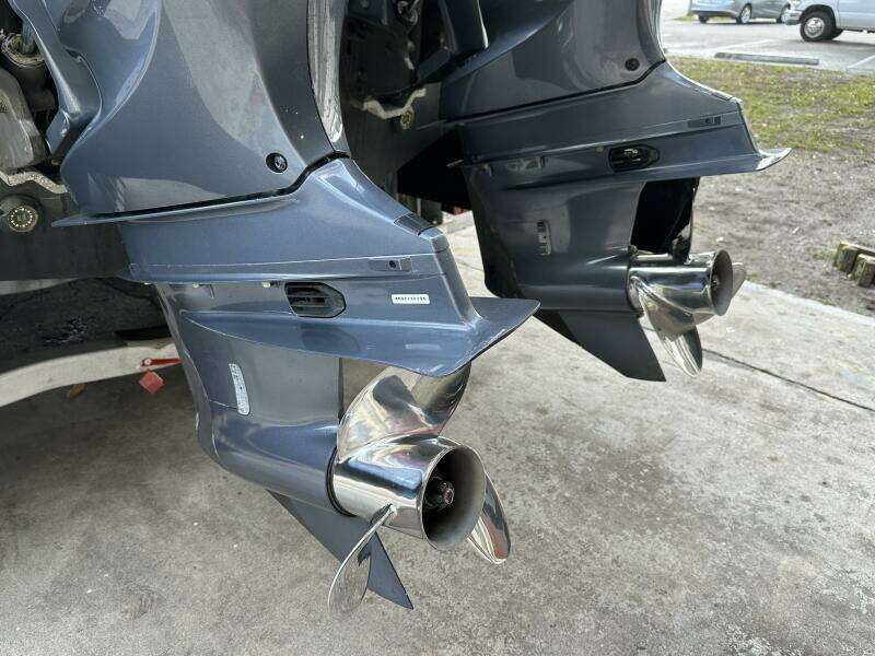 2022 Sea Fox 288 Commander