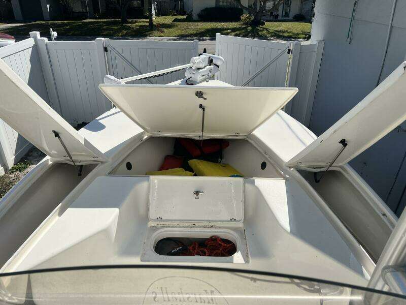 2010 Key West 246 Bay Reef