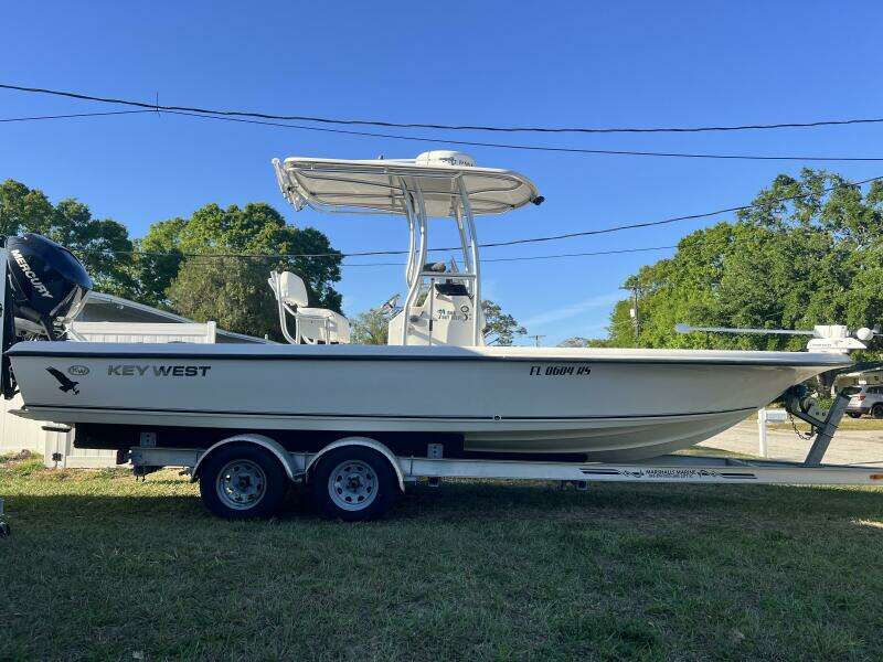 2010 Key West 246 Bay Reef