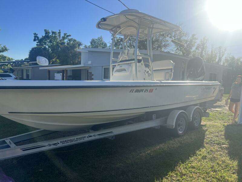 2010 Key West 246 Bay Reef