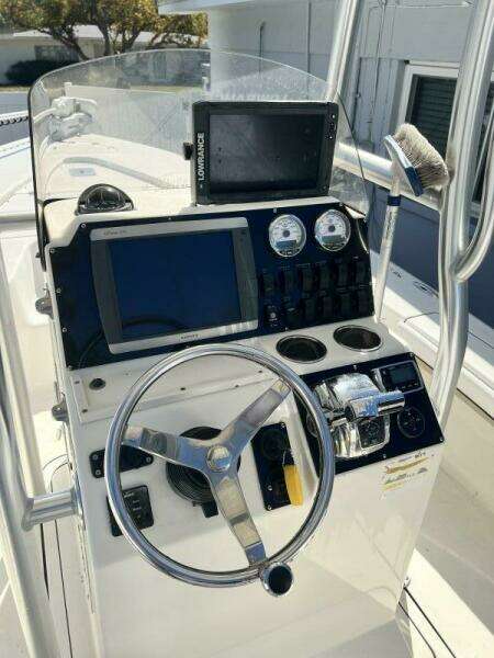 2010 Key West 246 Bay Reef