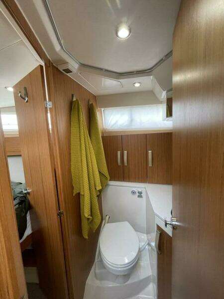 2019 Greenline 33 HYBRID