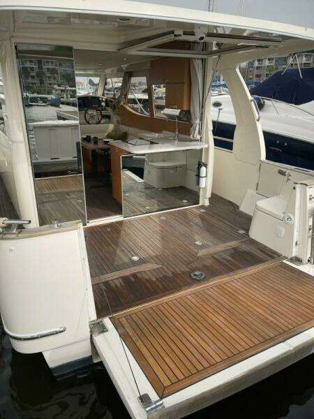 2019 Greenline 33 HYBRID